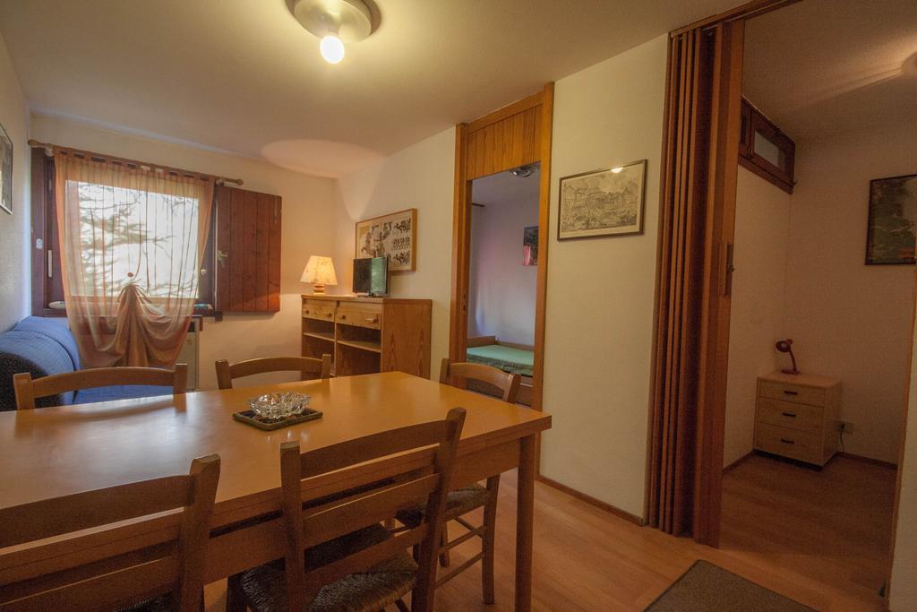 ברויל-קרוויניה Residence Petit Tibet חדר תמונה