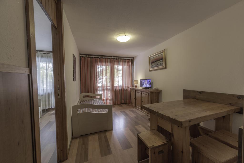 ברויל-קרוויניה Residence Petit Tibet מראה חיצוני תמונה